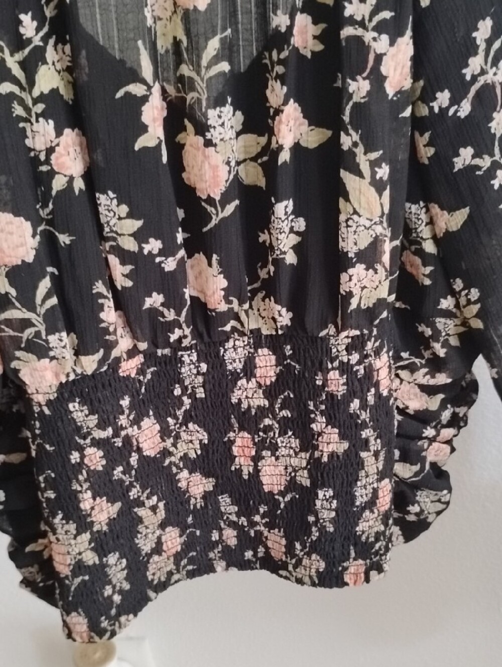 Free People Black Blush Floral Ruched Long-Sleeve Crop Top - Picture 9 of 12